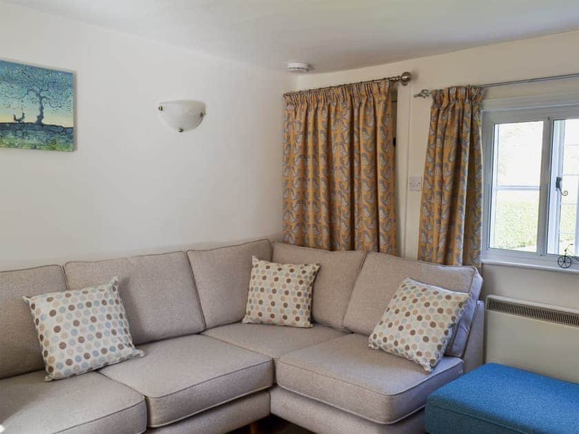 Comfortable corner suite | Little Birketts Cottage, Holmbury St Mary, near Dorking