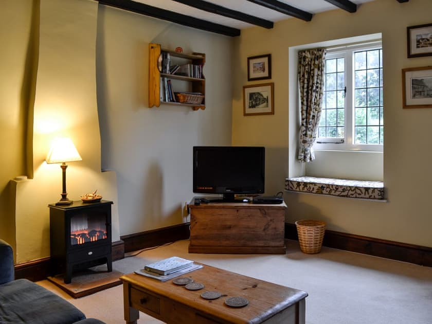 Apple Tree Cottage in Blockley, near Chipping Campden