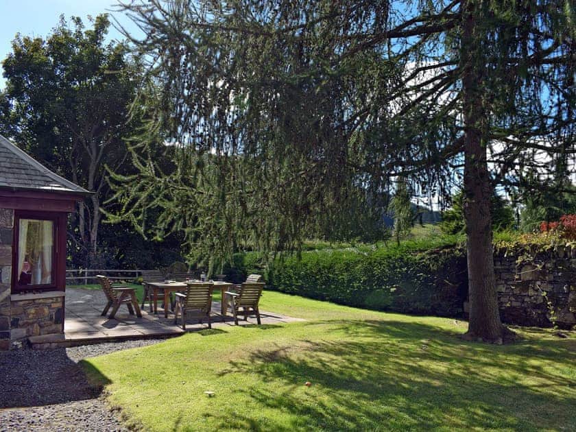 Peaceful garden | Tigh Na Bruaich, Keltneyburn, by Aberfeldy