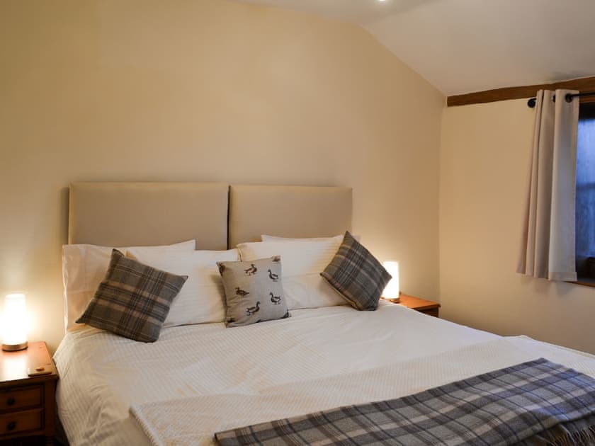 Double bedroom | Eider Cottage, Holmfirth