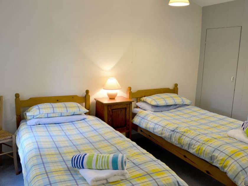 Twin bedroom | Paget - Trescobel Cottages, St Kew, near Port Isaac