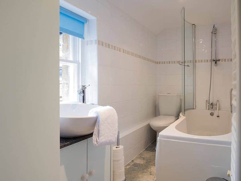 Bathroom | Dorothy Forster Court, Alnwick