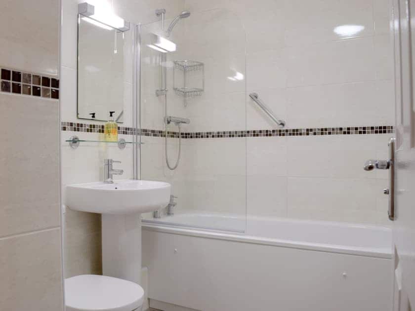 Bathroom | James’ Retreat (Was 12 Elm Court) - Greta Grove Apartments, Keswick