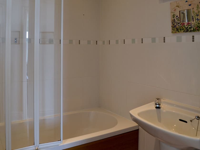 Bathroom | West Park, Hope Cove, near Kingsbridge