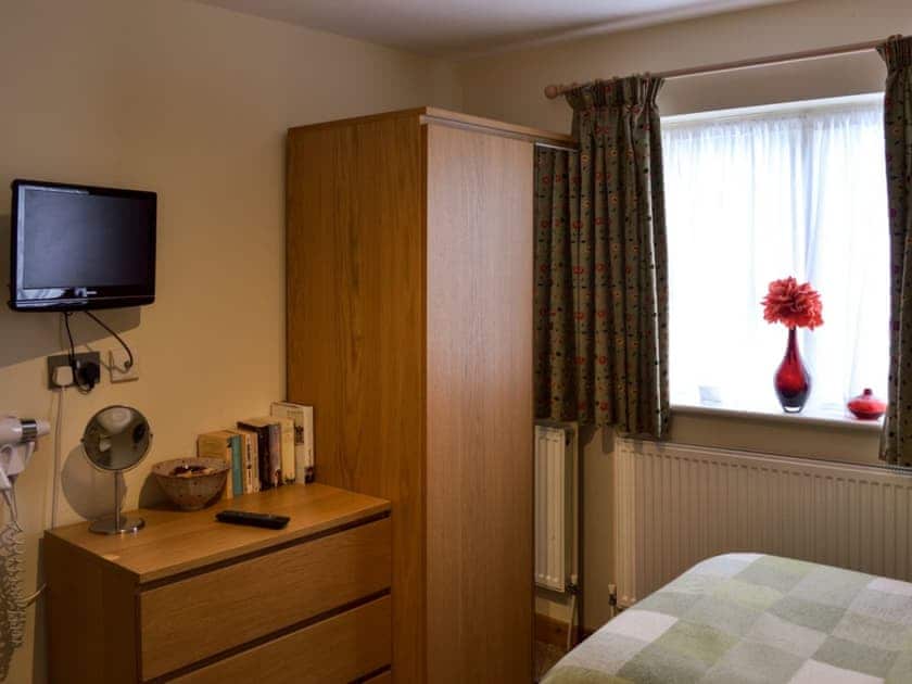 Twin bedroom | The Stable - Martin Lane Farm Cottages, Burscough, near Southport
