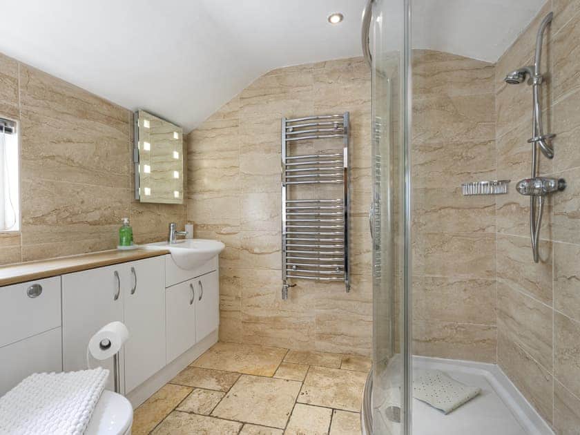 Stylish bathroom on first floor | Tommy’s Cottage, Keswick