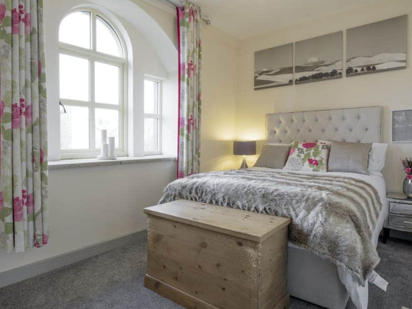 Relaxing second double bedroom | Old Chapel House, Barnoldswick