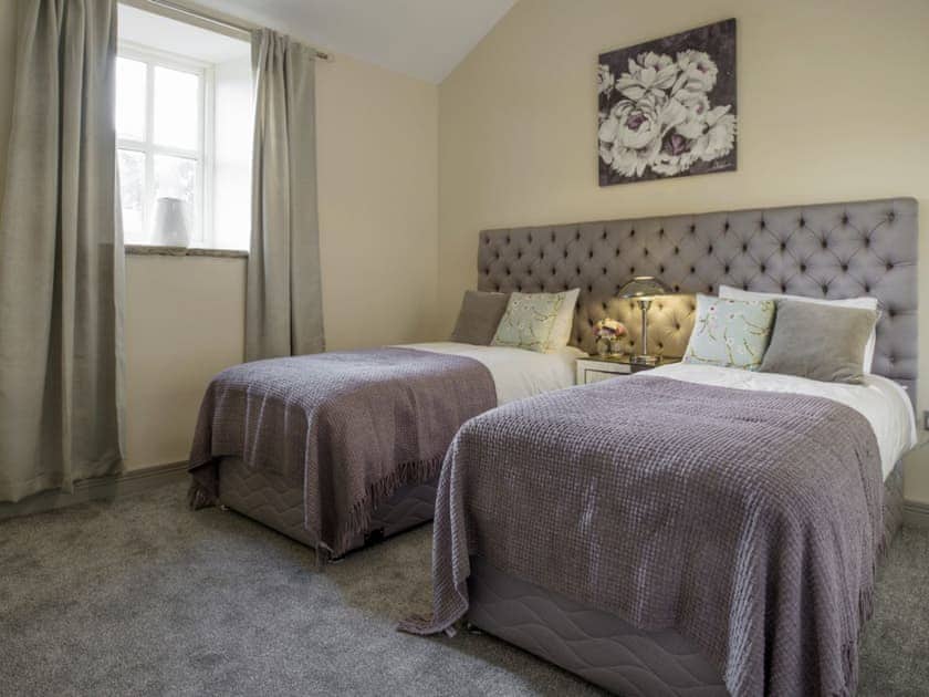 Twin bedroom with zip and link beds that can be converted to a Double bed | Old Chapel House, Barnoldswick