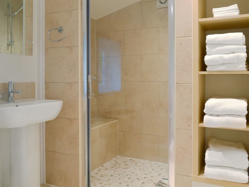 Sit down shower room | The Stables, Marksbury, near Bath