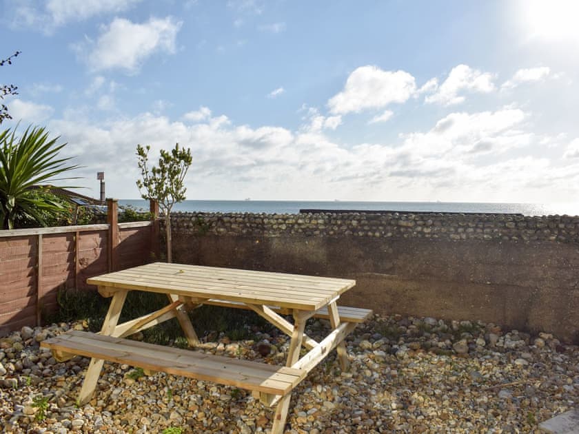 Sitting out area | Little Lismoy, Sandown