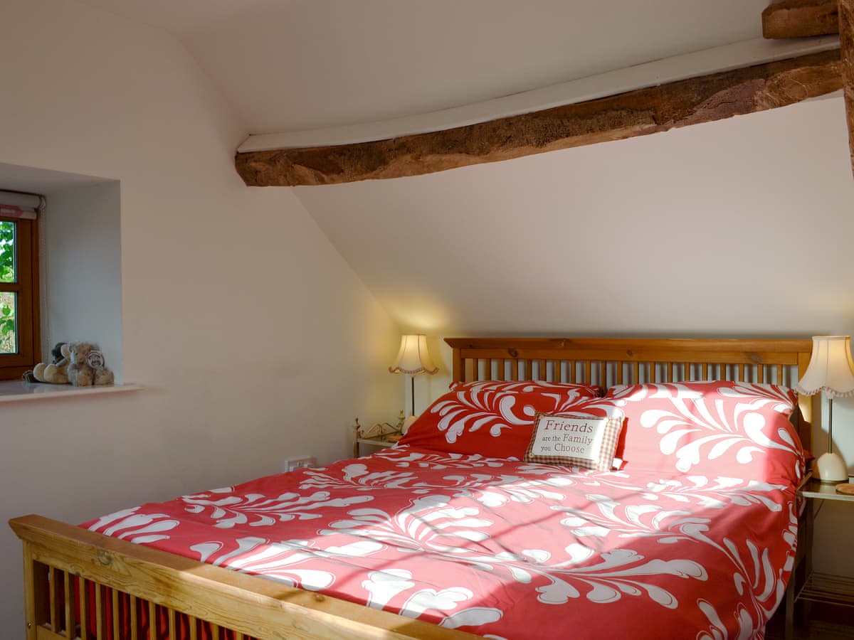 Cruck Cottage ( Ref DC4549 ) Sinnington Holiday Home near Pickering North Yorkshire