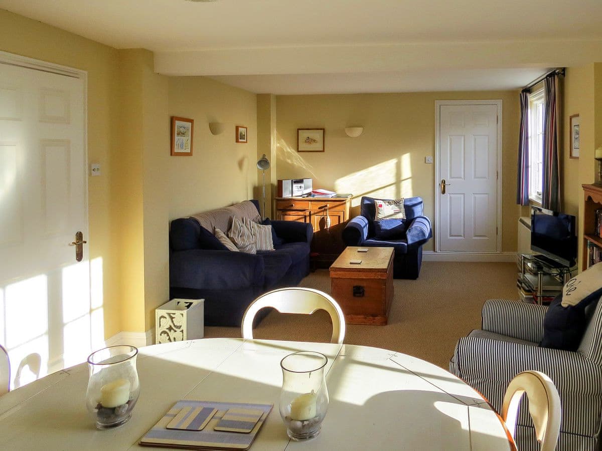 3 Ogilvie Lodge - Holiday lodge in East Anglia - Image 2