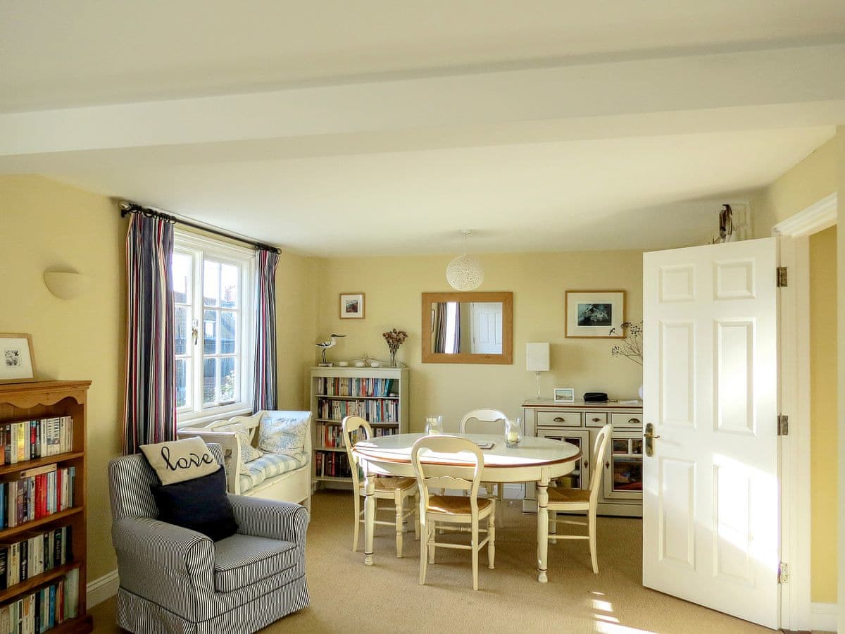 3 Ogilvie Lodge - Holiday lodge in East Anglia - Image 4