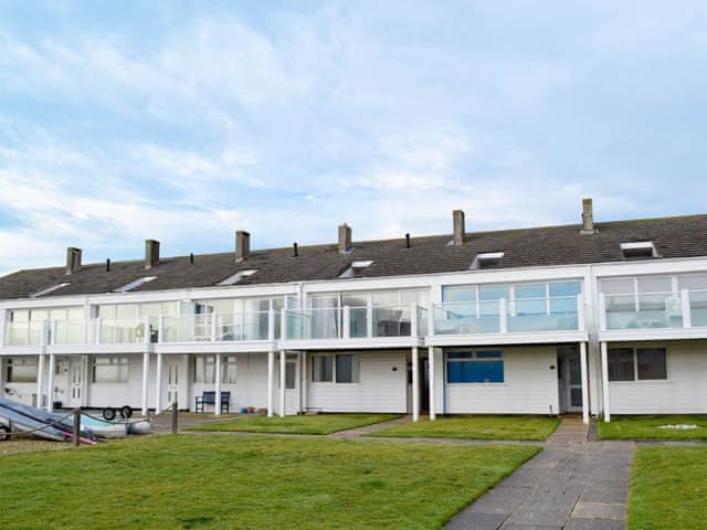 Sea View Ref Ukc1115 In Bracklesham Bay Near Chichester Sussex