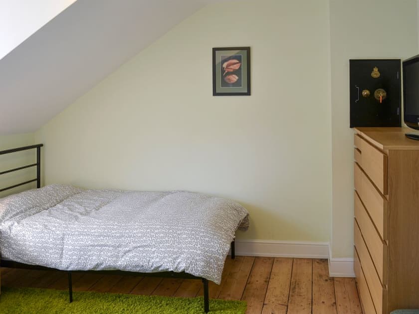 Second twin bedroom | The Seahorses - Seahorses, Sheringham