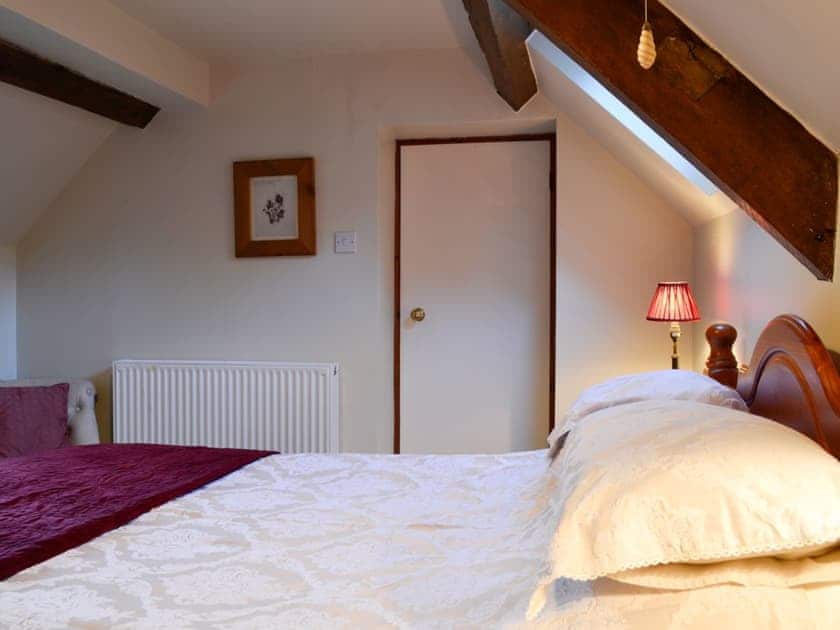 Comfortable double bedroom | The Cot, Bussage, near Cirencester