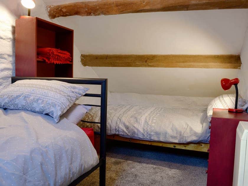 Cosy twin bedroom | Bryn Rhos Goch, Cwm Penmachno, near Betws-y-Coed