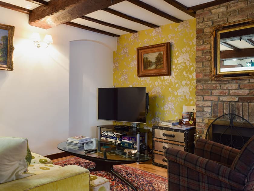 Living area | Barley Cottage - River Nene Cottages, Water Newton, near Peterborough