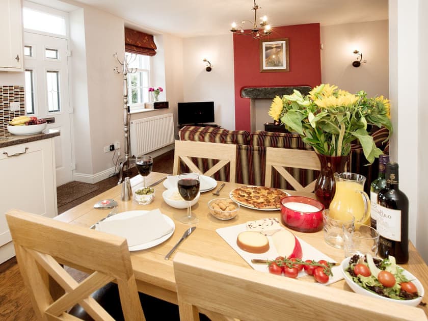 Contemporary dining table | 22 Rose Terrace, Keswick