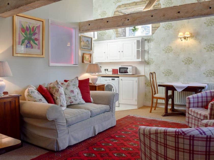 Spacious open plan living space | Coach Cottage - River Nene Cottages, Water Newton, near Peterborough
