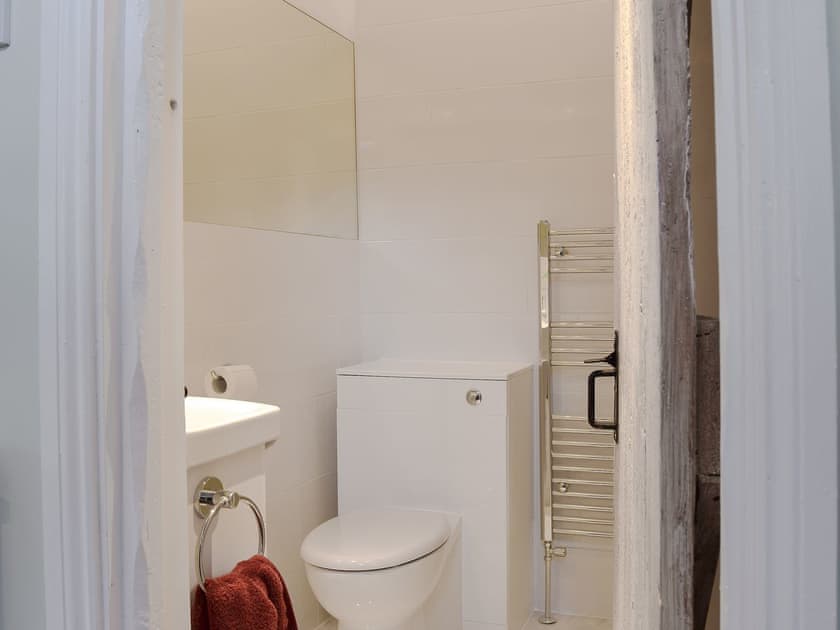 Shower room | Coach Cottage - River Nene Cottages, Water Newton, near Peterborough
