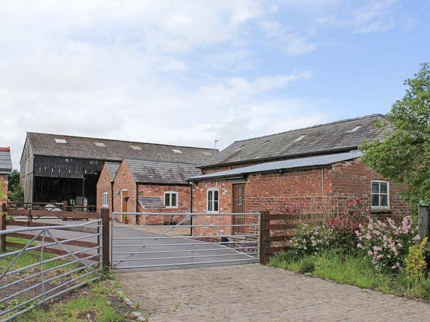 Situated on a working farm | Martin Lane Farm Cottages, Burscough, near Southport
