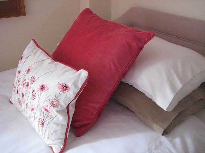 Single bedroom | The Granary - Martin Lane Farm Cottages, Burscough, near Southport