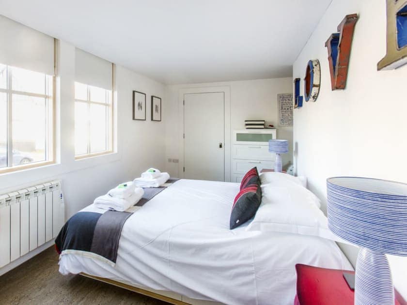Beautifully decorated double bedroom | Boat Lake, Thorpness, near Saxmundham