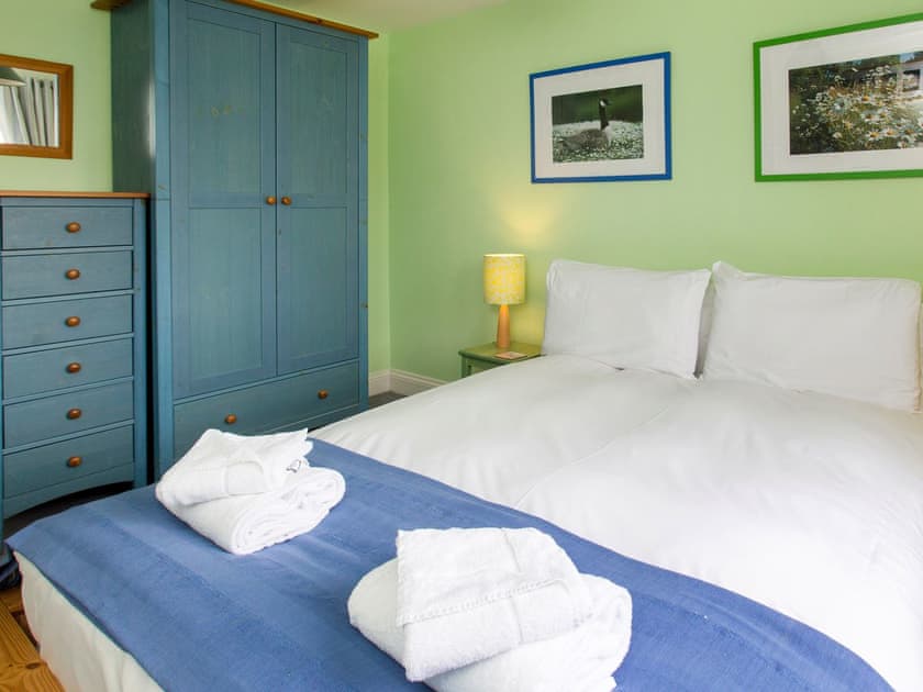 Ample storage within double bedroom | 1 Bell Lodge, Thorpeness, near Aldeburgh