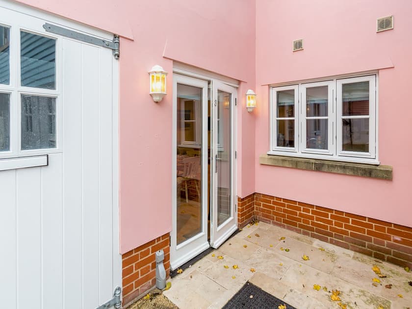 Exterior | The Lobster Pot - Aldeburgh Coastal Cottages, Aldeburgh, near Saxmundham