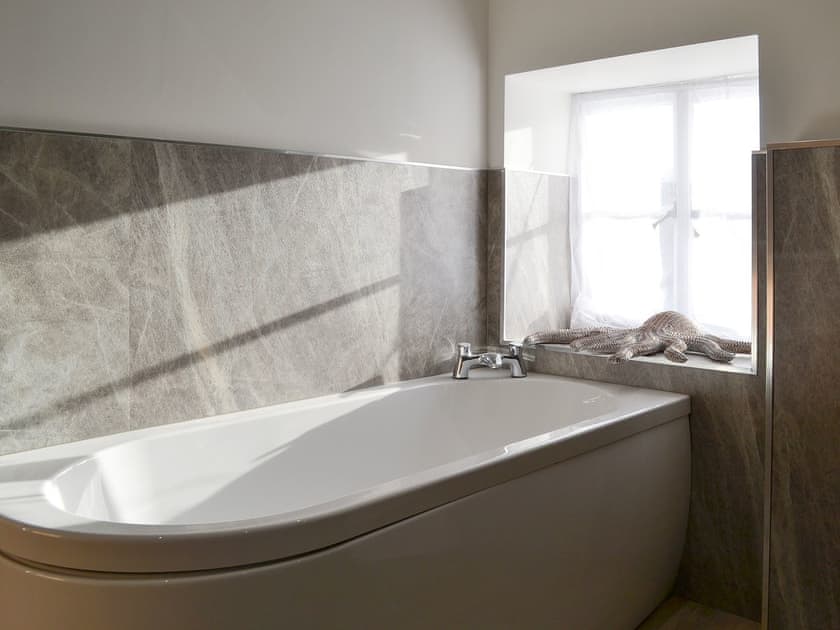 Family bathroom with beautiful contemporary bathroom furniture | Pear Tree Cottage and The Granary, East Witton, near Leyburn