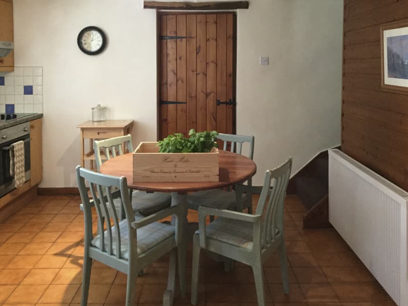 Spacious dining area within well-equipped kitchen | Fruitpip, Over Haddon, near Bakewell