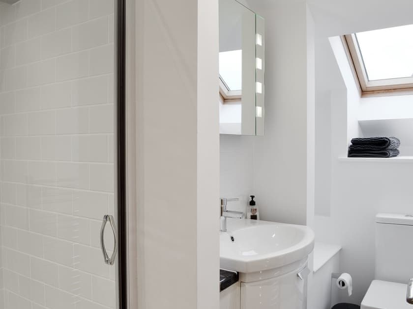 Shower room | Seascape, New Quay