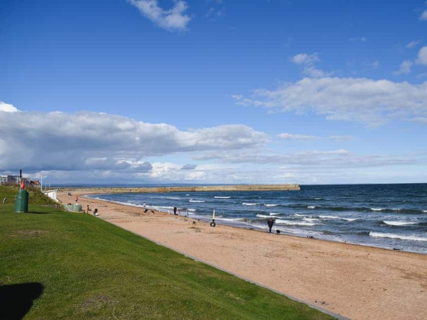 St Andrews beach within 1 mile – a 20 minute walk | St Andrews Hideaway, St Andrews