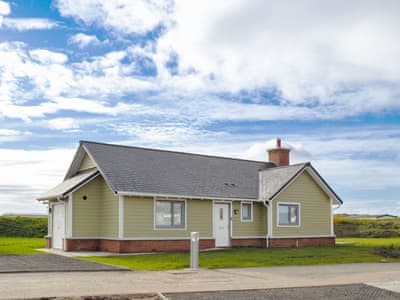 Seaspray Cottages In Beadnell Seahouses Northumbrian Cottages