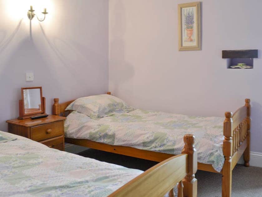 Restful twin bedroom | Wheelwrights - Friars Cottages, Kentisbury Ford, near Barnstaple