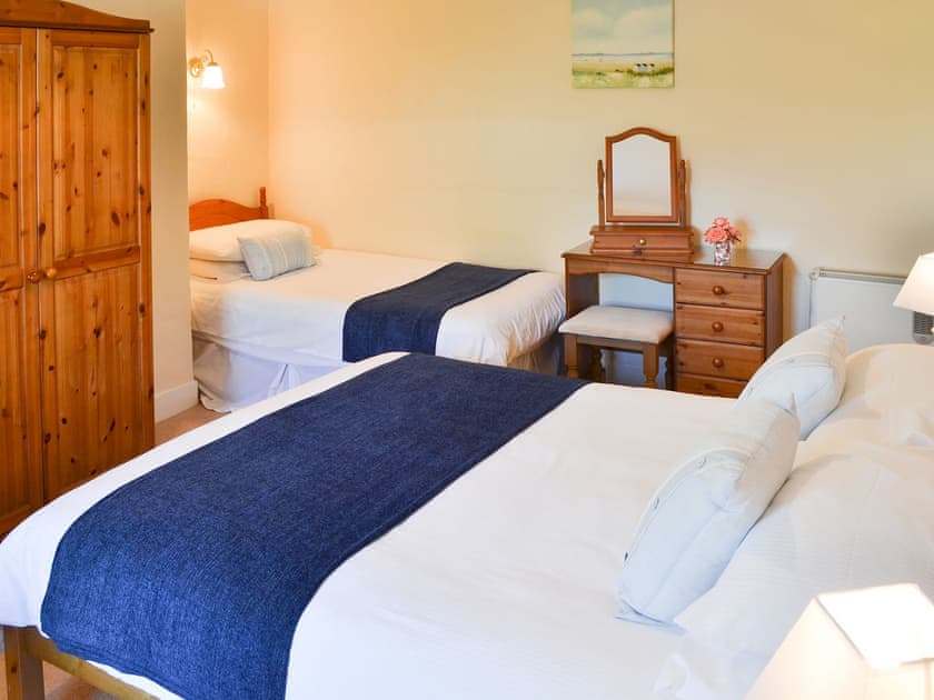 Family bedroom | Meadow Cottage - Cannalidgey Cottages, St Issey, near Padstow