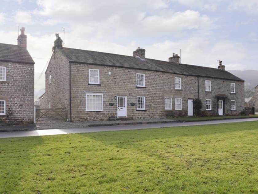 Stone built holiday home in centre of image | Pear Tree Cottage and The Granary, East Witton, near Leyburn