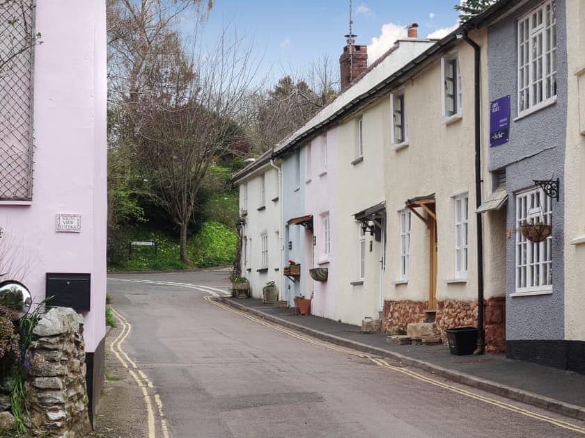 Terraced holiday home | Blackberry Cottage, Kenton, near Exeter