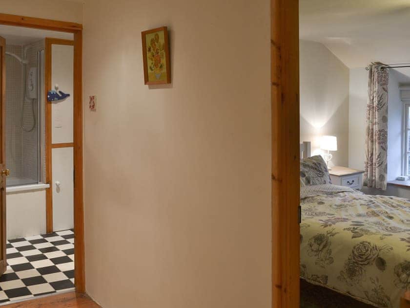 Hallway to bedrooms | Blackberry Cottage, Kenton, near Exeter