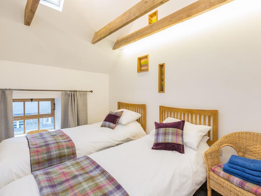 Cosy twin bedroom | The Hayloft, Balerno, near Edinburgh