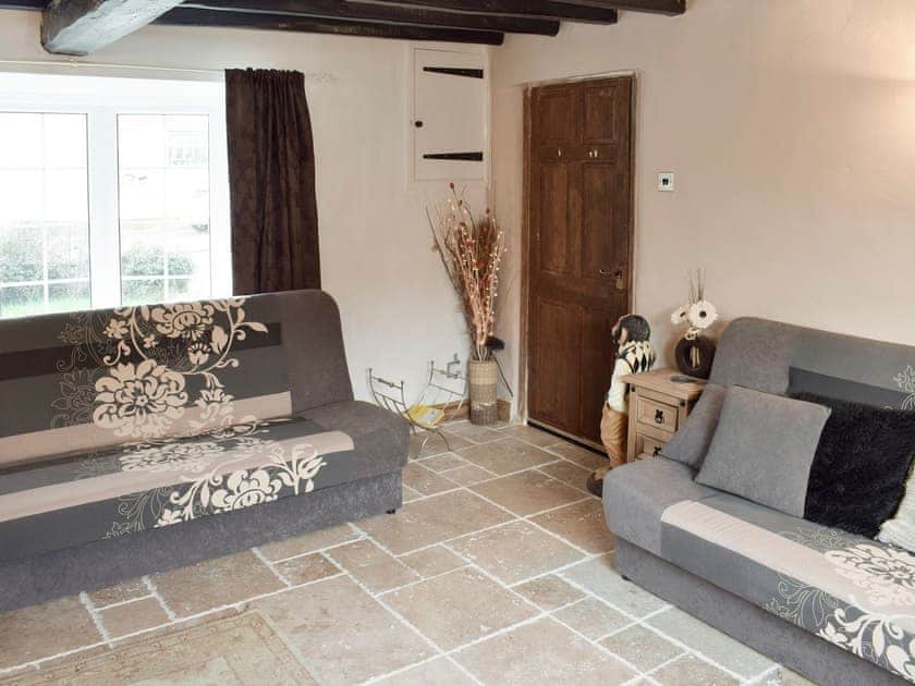 Stone flagged floors throughout ground floor | Listers Lodge, Brotton, near Saltburn-by-the-Sea