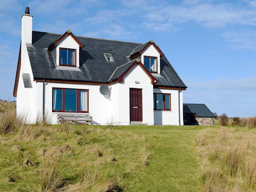 Charming holiday home | Creagach, Achnacarnin, near Lochinver