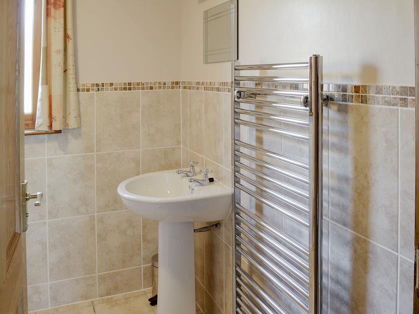 Shower room | Creagach, Achnacarnin, near Lochinver