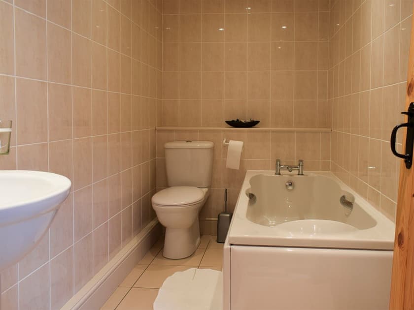 Bathroom | Rupert’s Stable - Cleveland View Cottages, Easby Grange, near Great Ayton