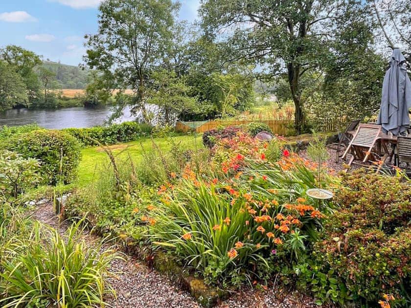 Garden with attractive planting | Craig Lora, Dalmally, near Oban