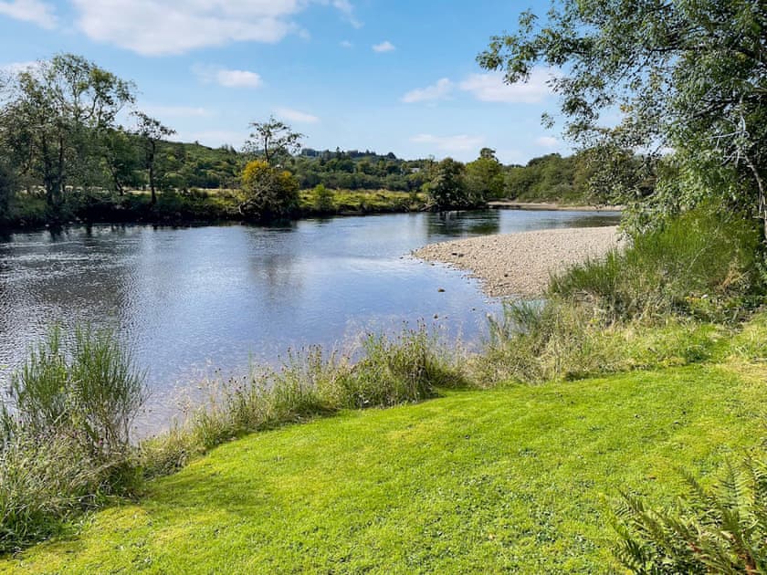 The cottaged is perched on the banks of the River Orchy | Craig Lora, Dalmally, near Oban