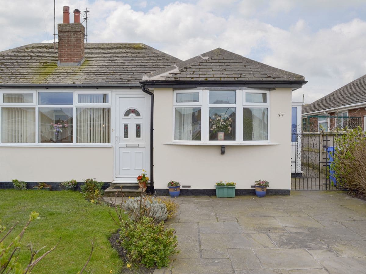 Rossall Beach Cottage