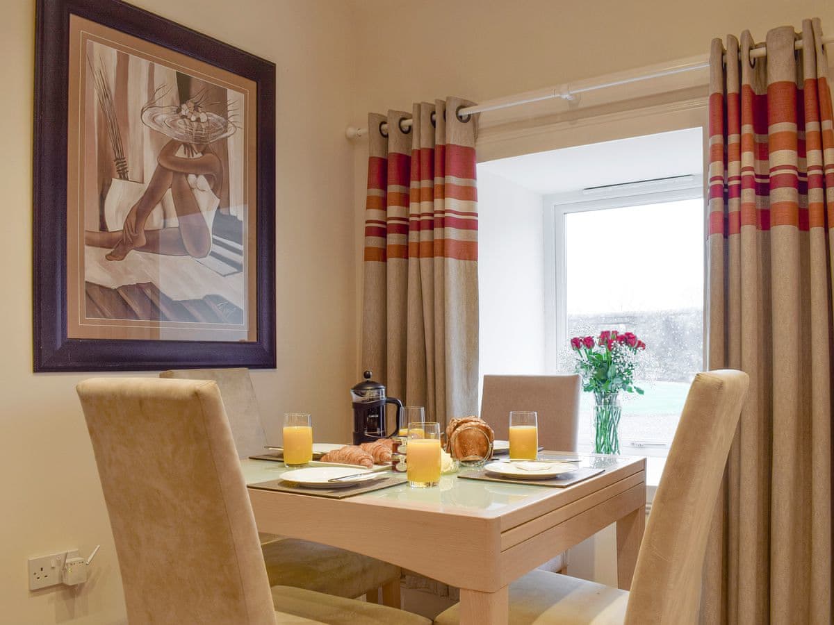 Nether Kinneddar Lodge Cottages - Nether Cottage - Holiday lodge in Central Scotland - Image 3