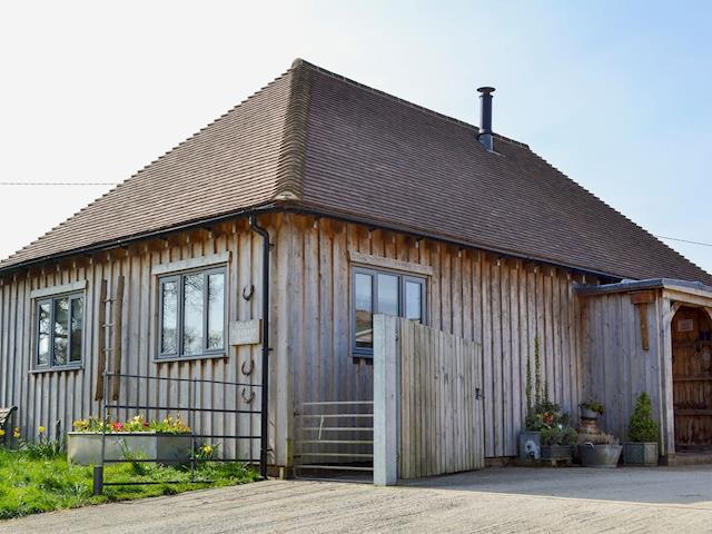 Mount Pleasant Barn Ref 30520 In Chalvington Near Lewes Sussex